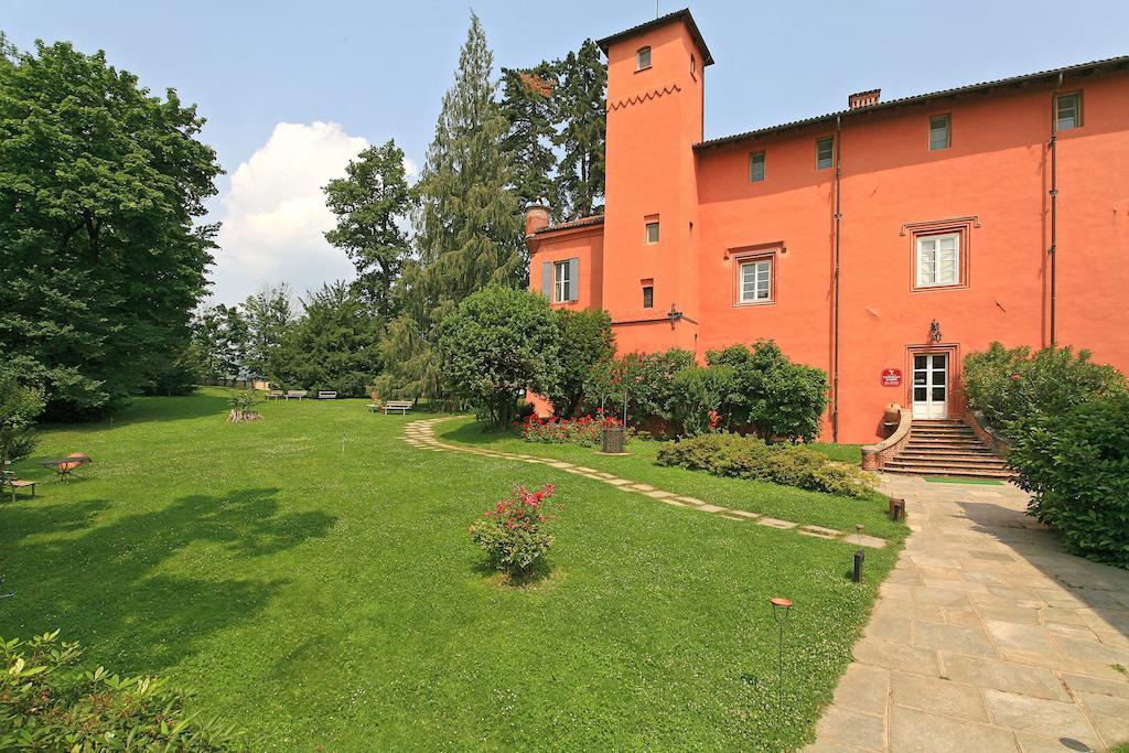 Castello Rosso Hotel Costigliole Saluzzo Exterior photo