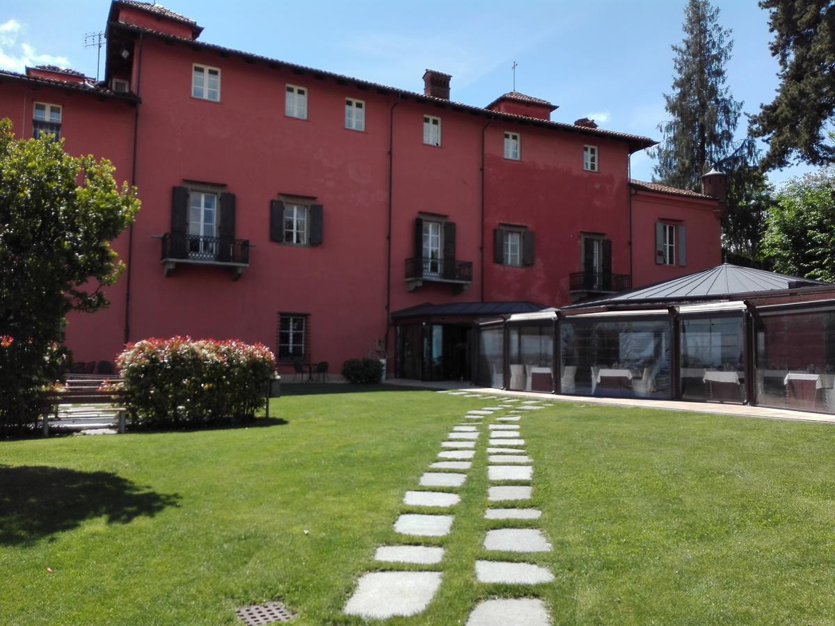 Castello Rosso Hotel Costigliole Saluzzo Exterior photo