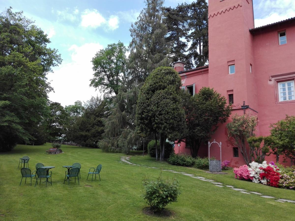 Castello Rosso Hotel Costigliole Saluzzo Exterior photo