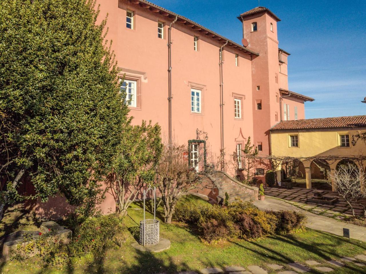 Castello Rosso Hotel Costigliole Saluzzo Exterior photo